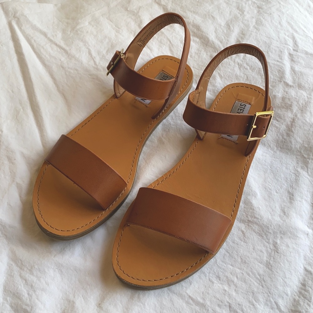 Steve Madden Donddi Leather Sandals